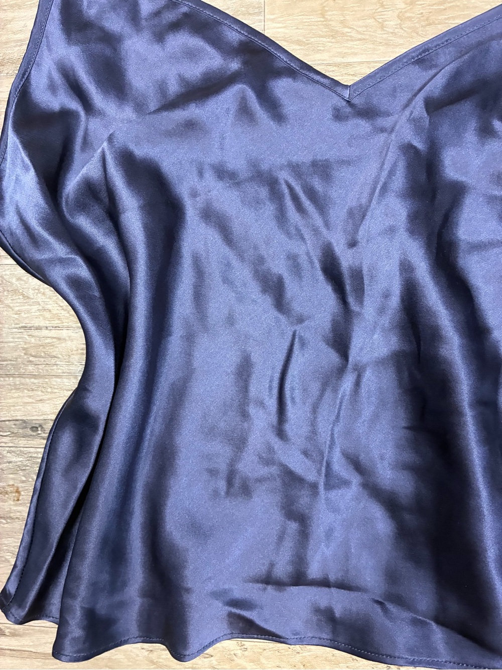 Victoria Secret VTG 100% Silk y2k Cropped Camisole - Picture 2 of 10